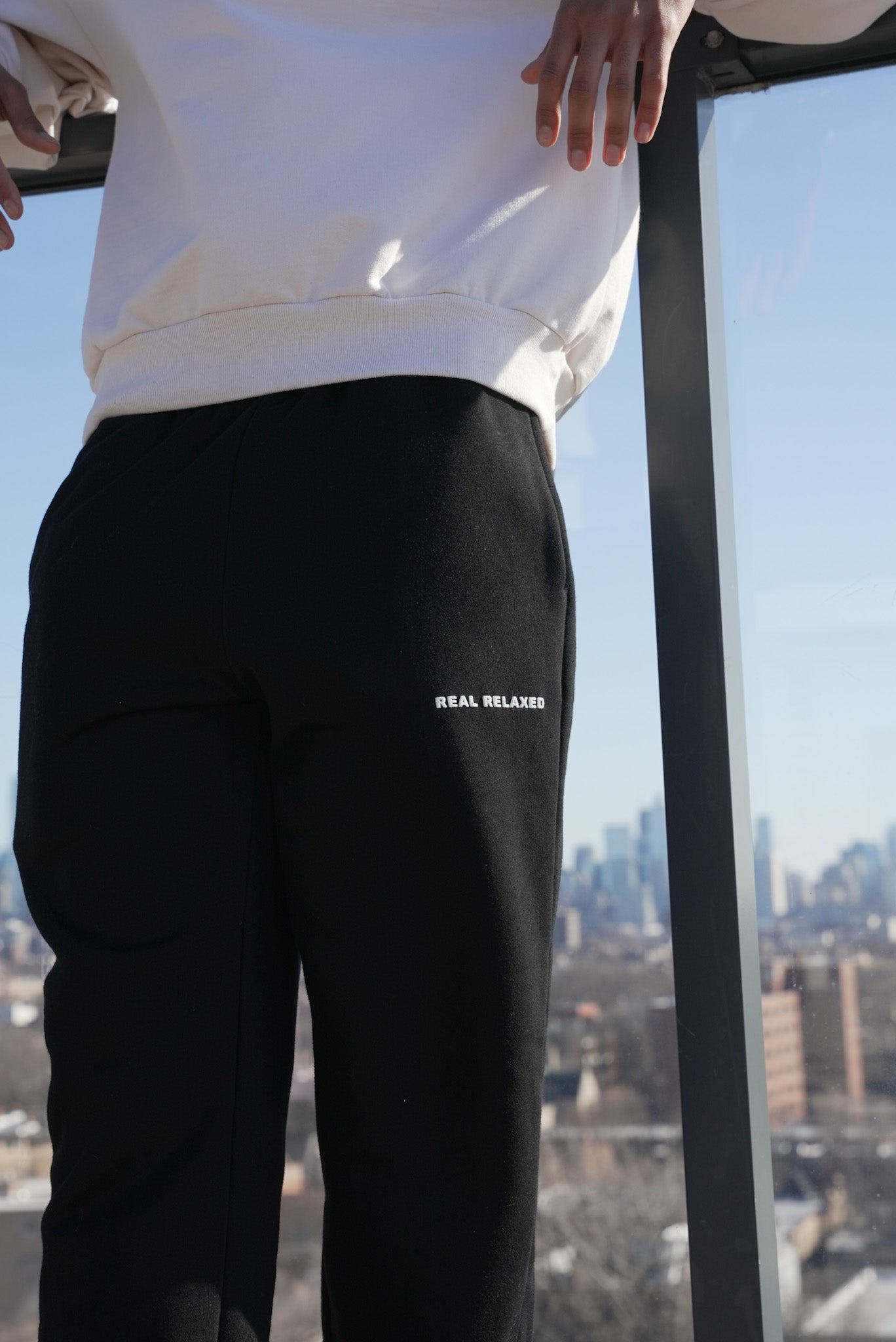Destinations: Chicago Sweats Black