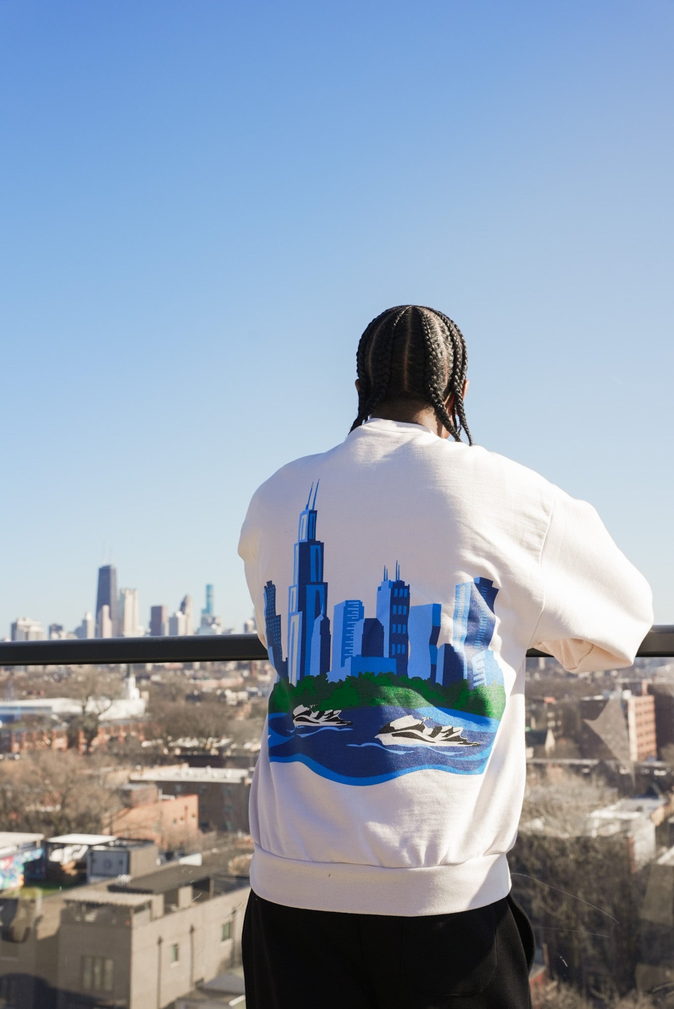 Destinations: Chicago Crewneck Creme